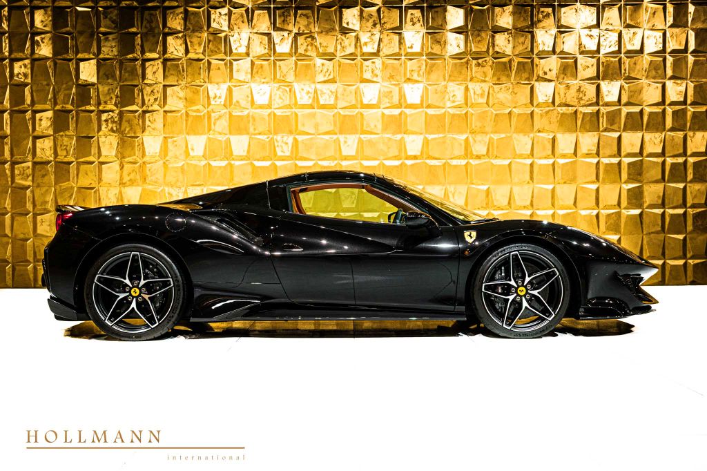 Ferrari 488 Pista 2021