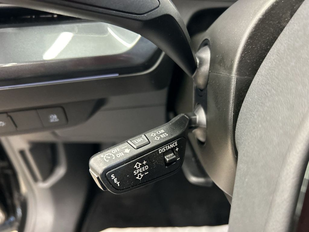 Audi Q4 e-tron 2023
