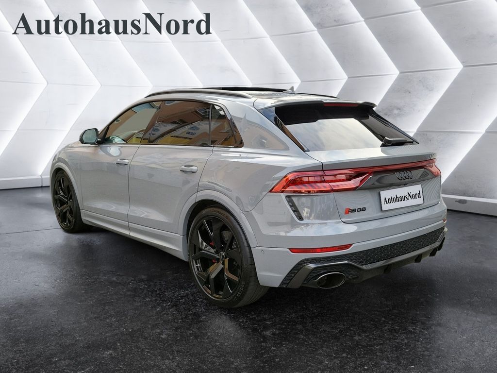 Audi RSQ8 2024