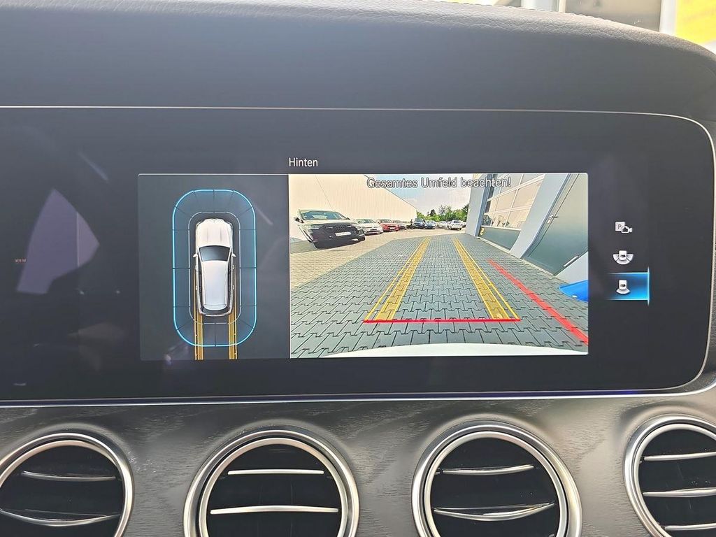 Mercedes-Benz E 300 2022