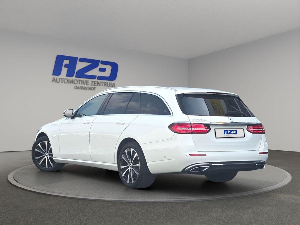 Mercedes-Benz E 300 2022