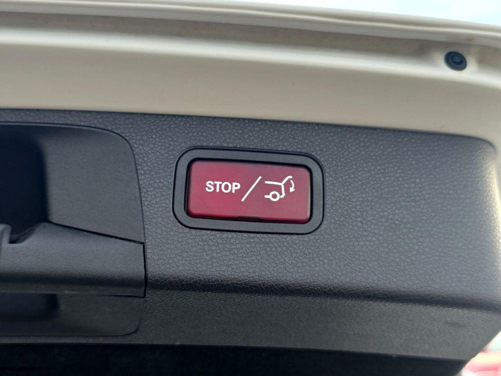 Mercedes-Benz E 300 2022