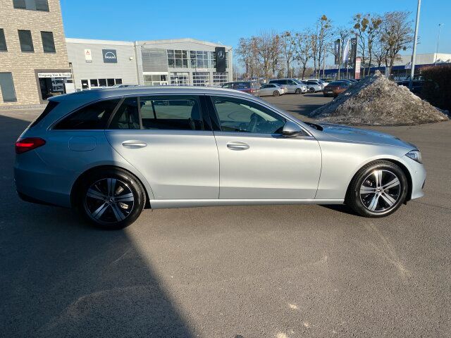 Mercedes-Benz C 200 2024