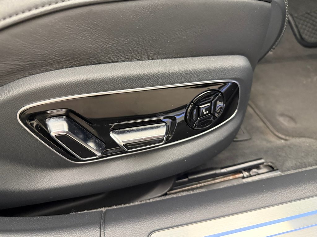 Audi A8 2022