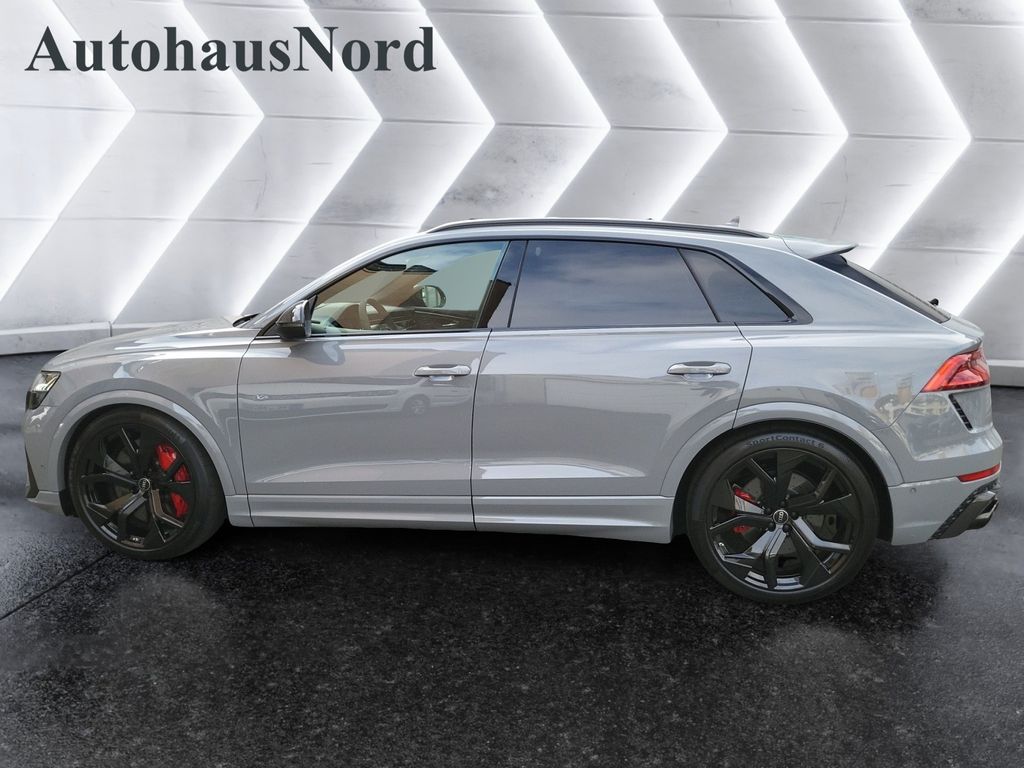 Audi RSQ8 2024