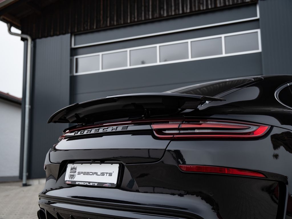 Porsche Panamera 2019