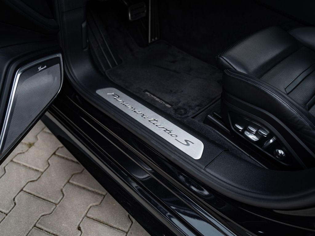 Porsche Panamera 2019