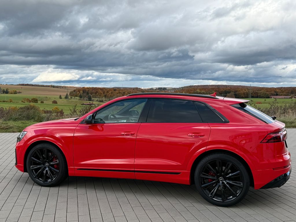 Audi SQ8 2025