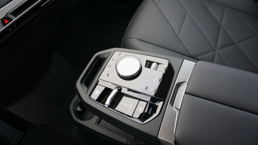 BMW iX 2024