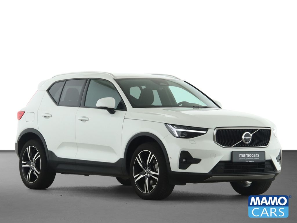 Volvo XC40 2025