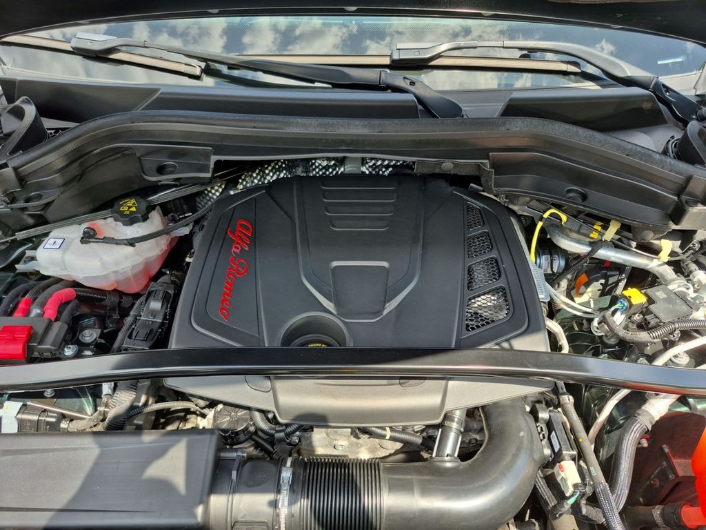 Alfa Romeo Stelvio 2021