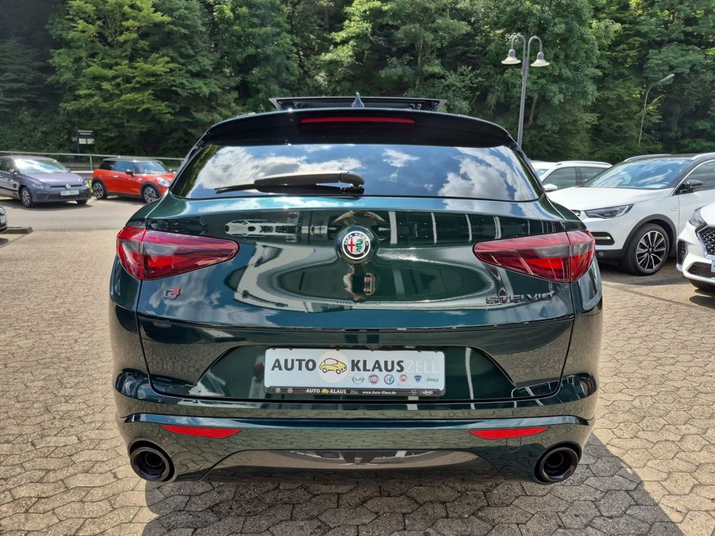 Alfa Romeo Stelvio 2021