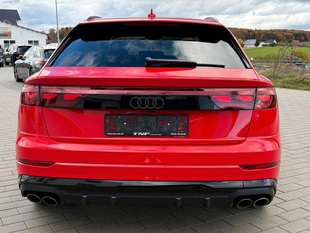 Audi SQ8 2025