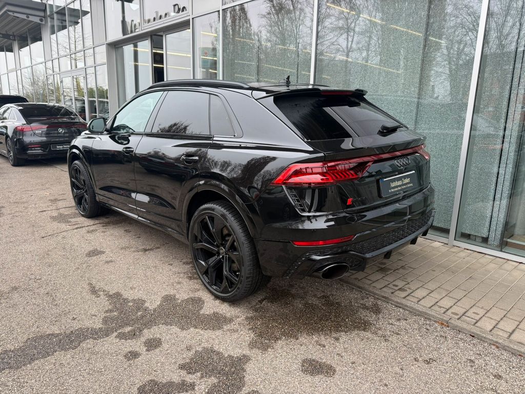 Audi RSQ8 2023