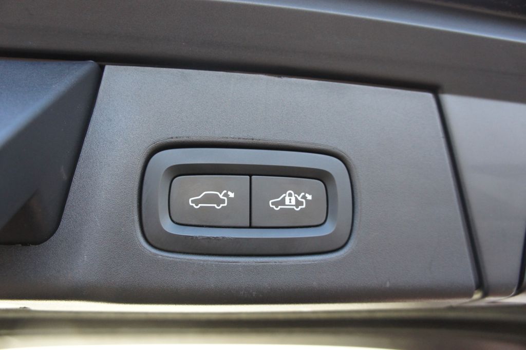 Volvo V90 Cross Country 2022