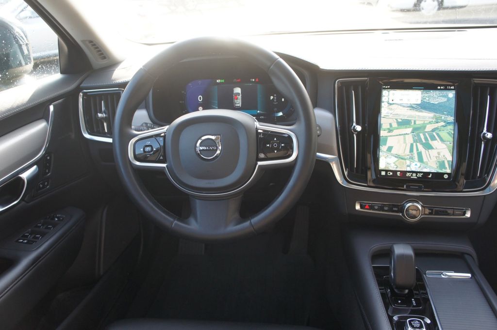 Volvo V90 Cross Country 2022