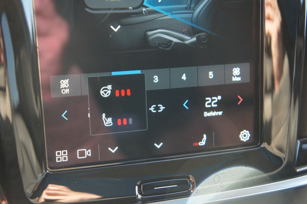 Volvo V90 Cross Country 2022