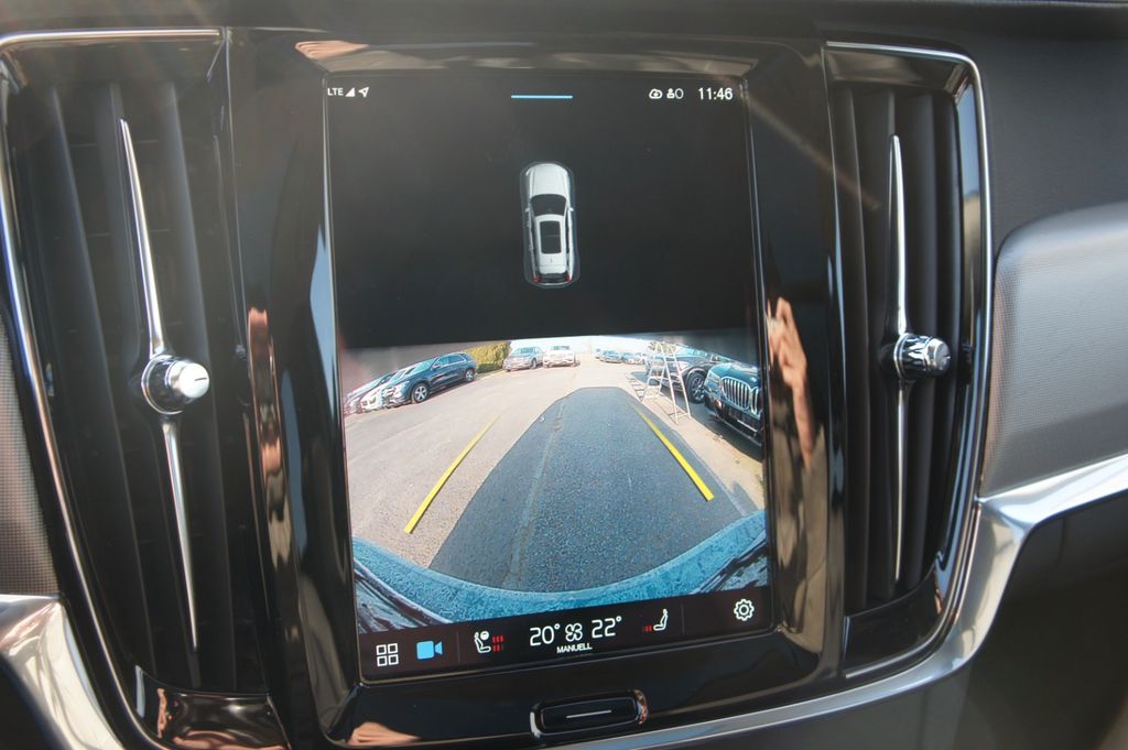 Volvo V90 Cross Country 2022