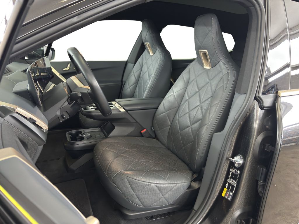BMW iX 2023