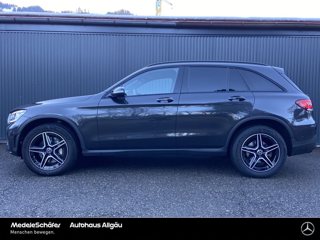 Mercedes-Benz GLC 300 2021