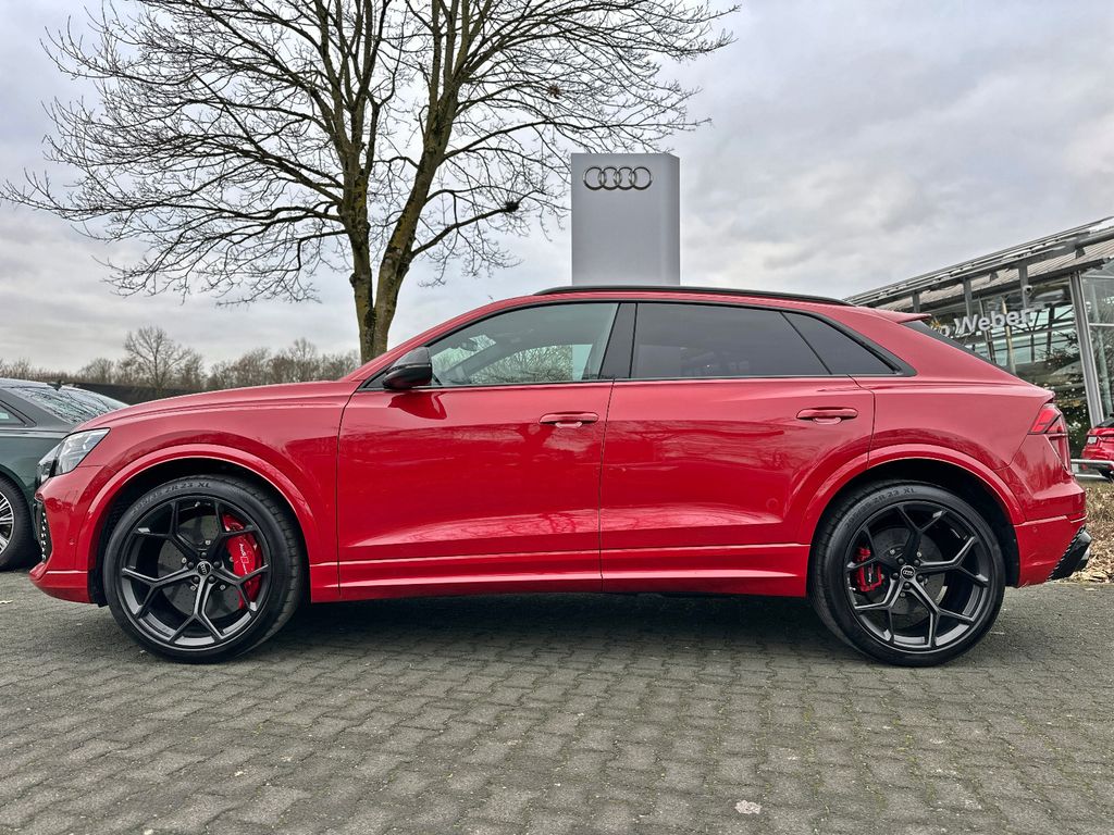 Audi RSQ8 2024
