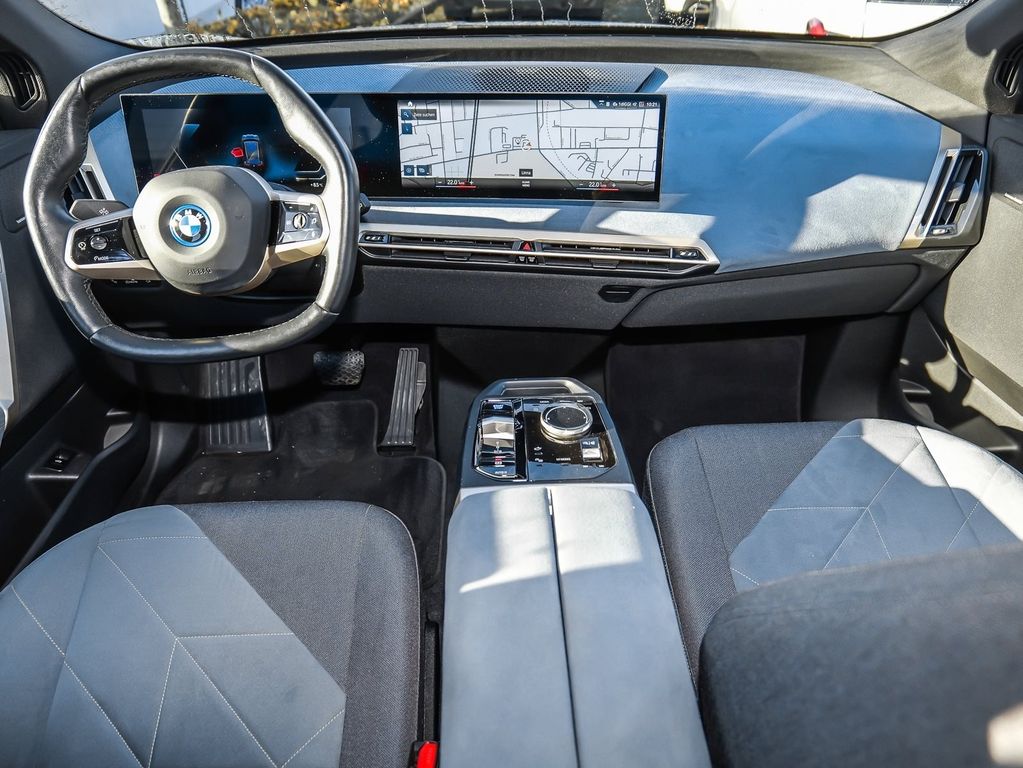 BMW iX 2022