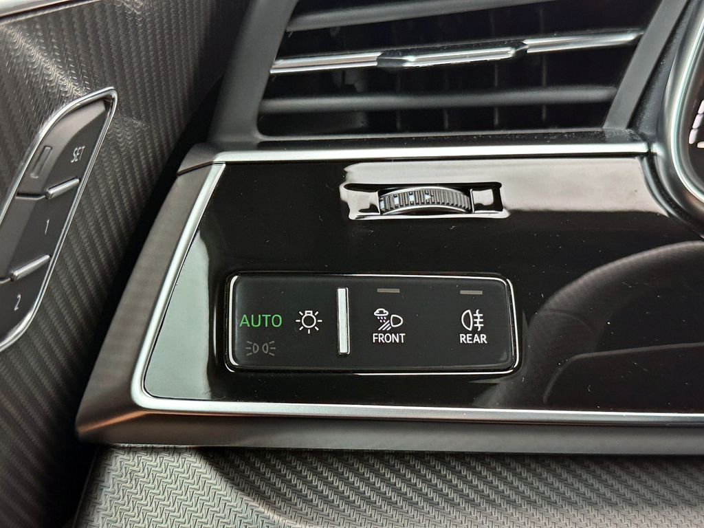 Audi RSQ8 2024