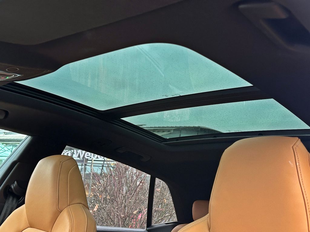 Audi RSQ8 2024