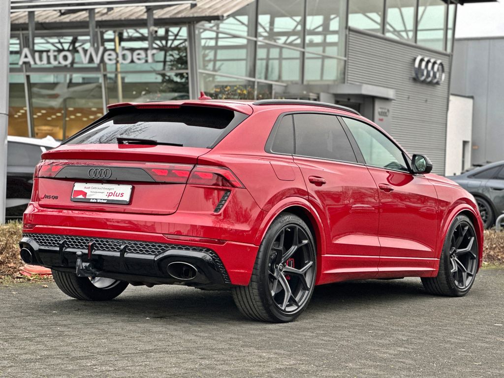 Audi RSQ8 2024