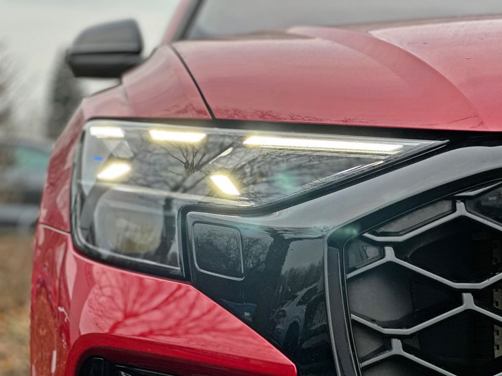 Audi RSQ8 2024