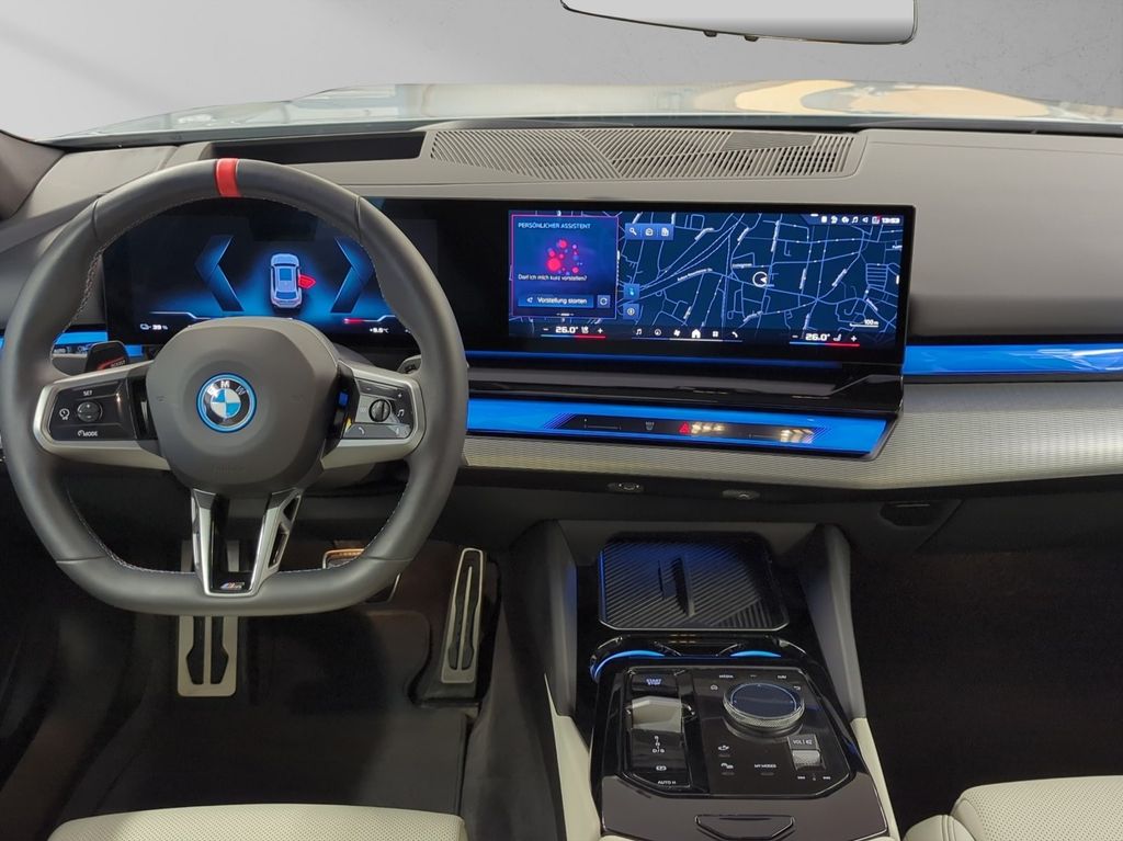 BMW i5 2025