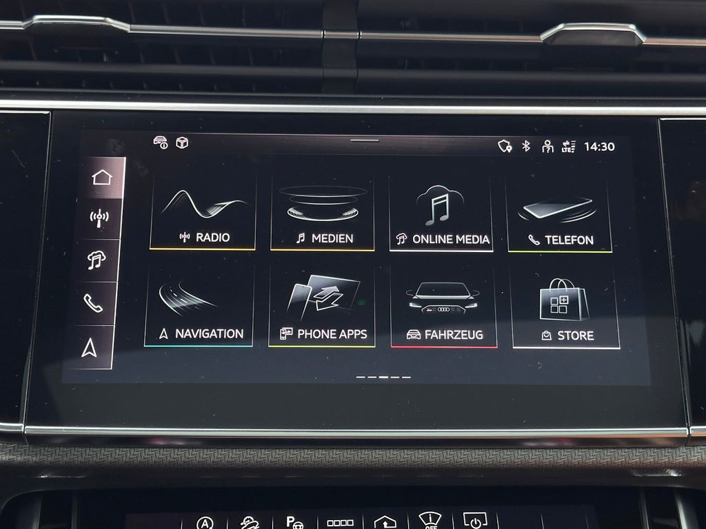 Audi RSQ8 2024