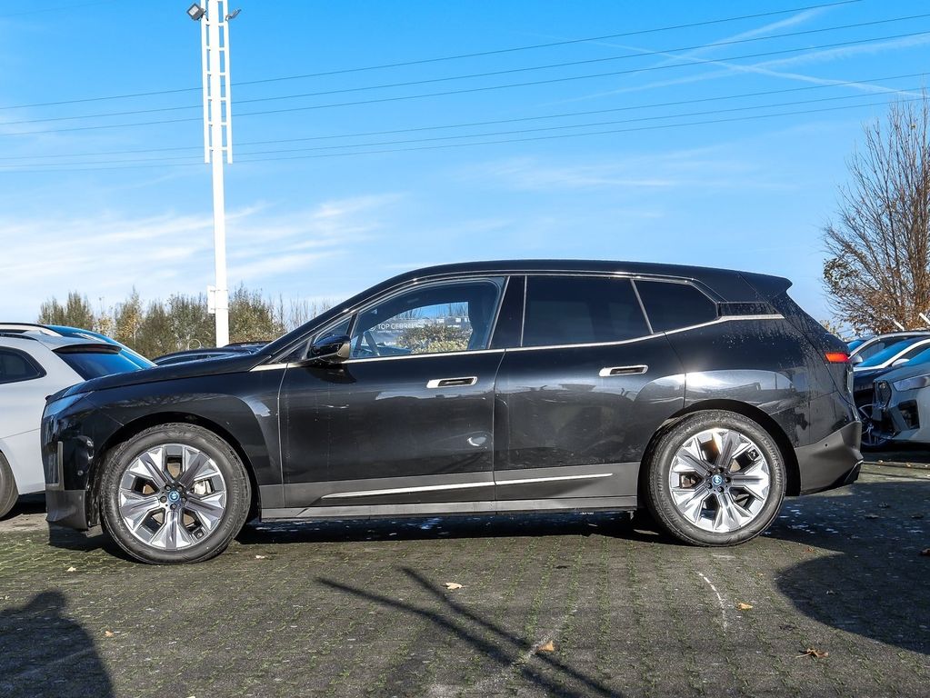 BMW iX 2022