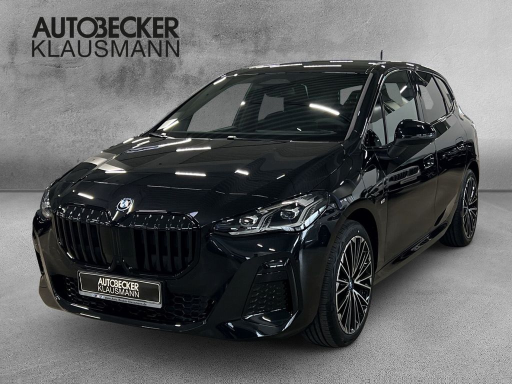 BMW 230 2025