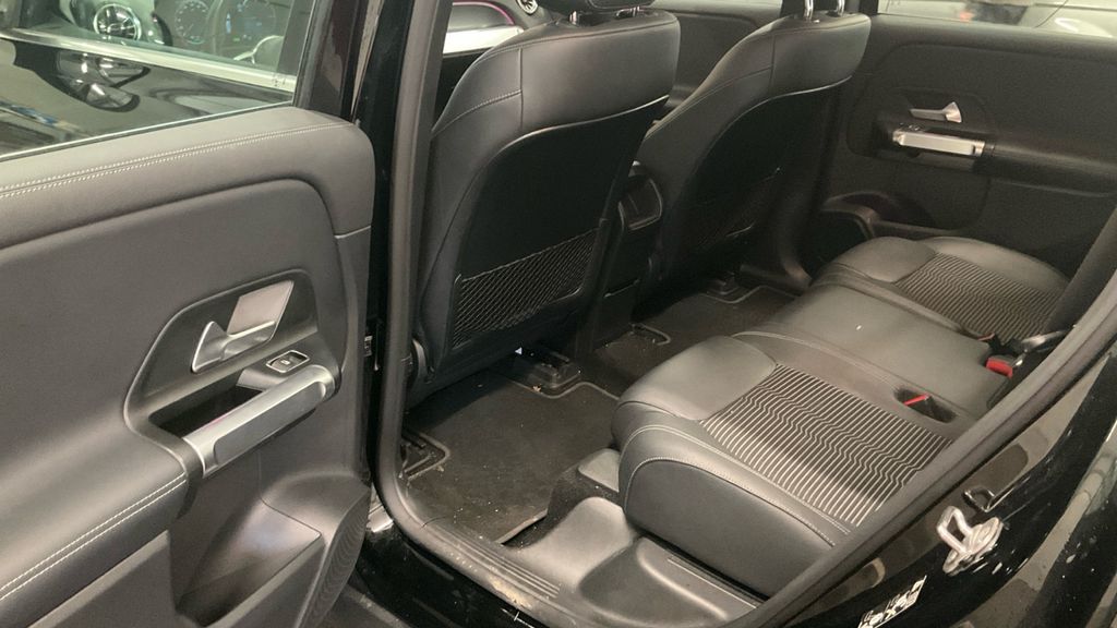 Mercedes-Benz EQB 2022