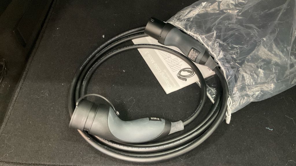 Mercedes-Benz EQB 2022