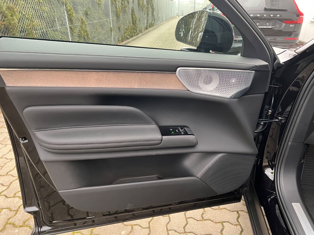 Volvo ES90 2025