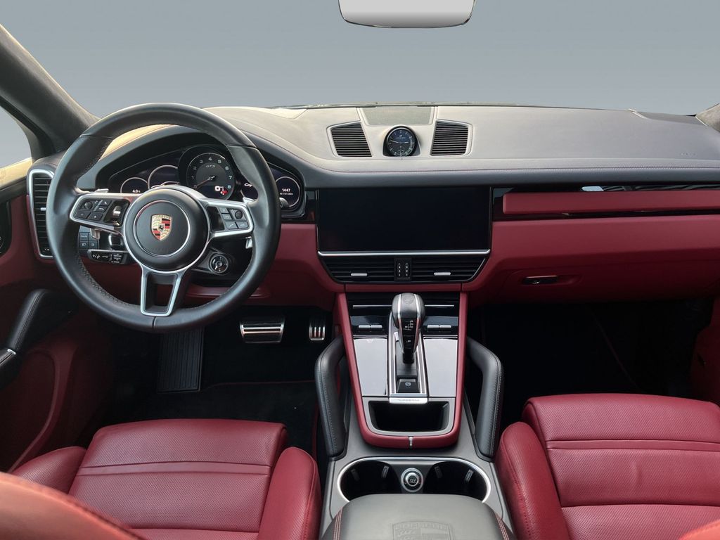 Porsche Cayenne 2023