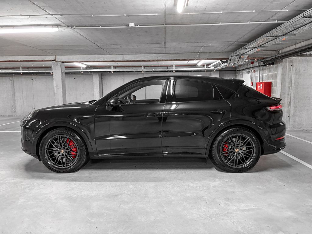 Porsche Cayenne 2025