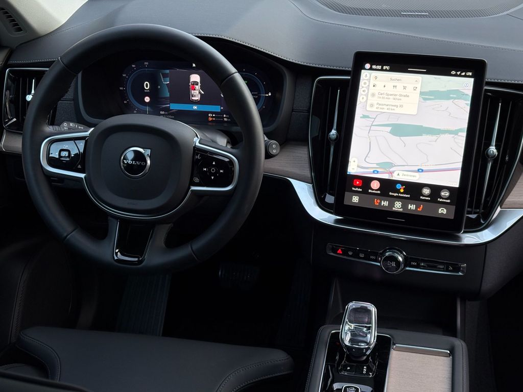 Volvo XC90 2025