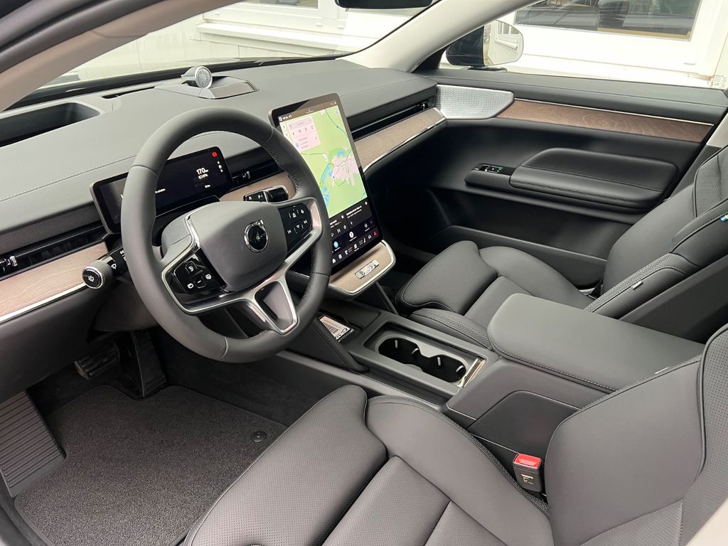 Volvo ES90 2025