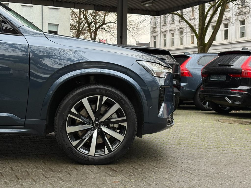 Volvo XC90 2025