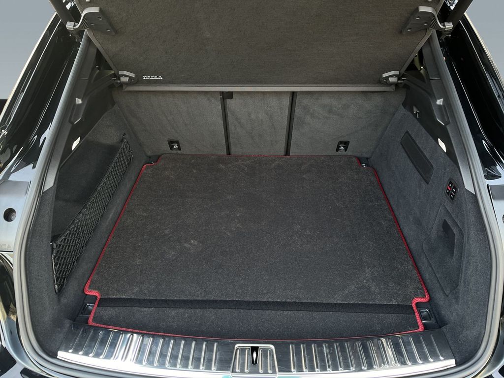 Porsche Cayenne 2023