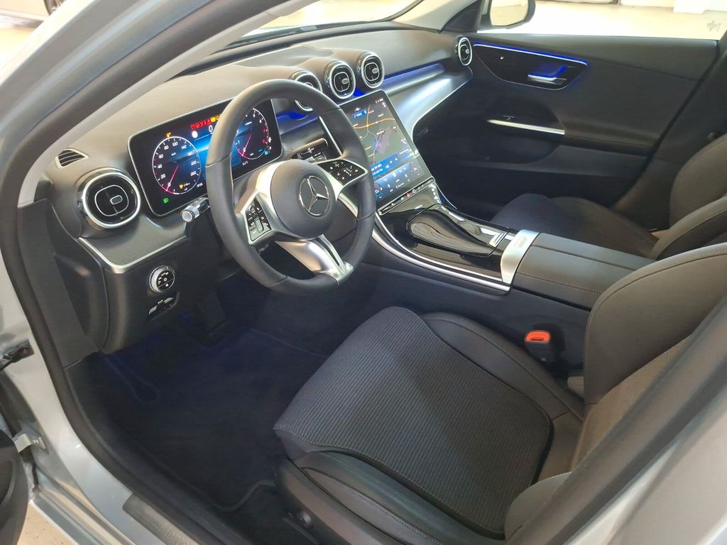 Mercedes-Benz C 200 2024