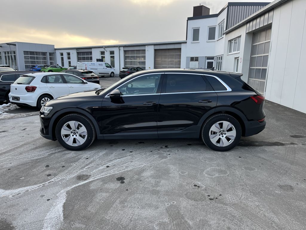 Audi e-tron 2022