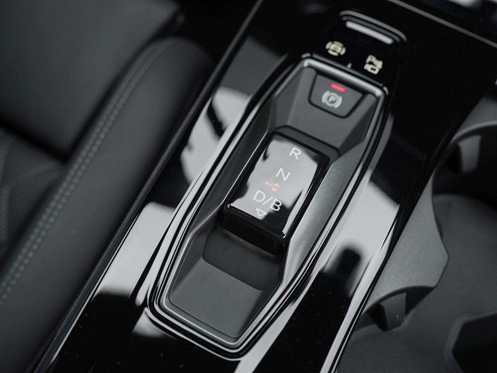 Audi S6 e-tron 2025