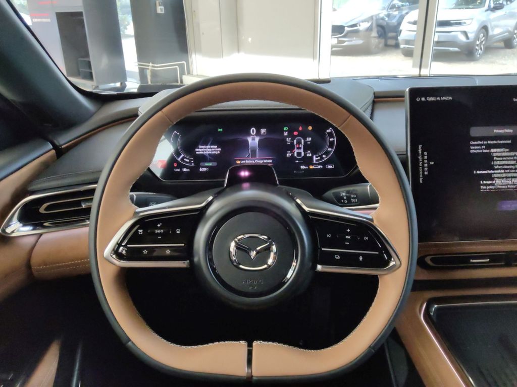 Mazda 6e