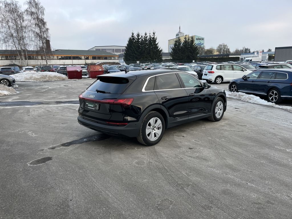 Audi e-tron 2022