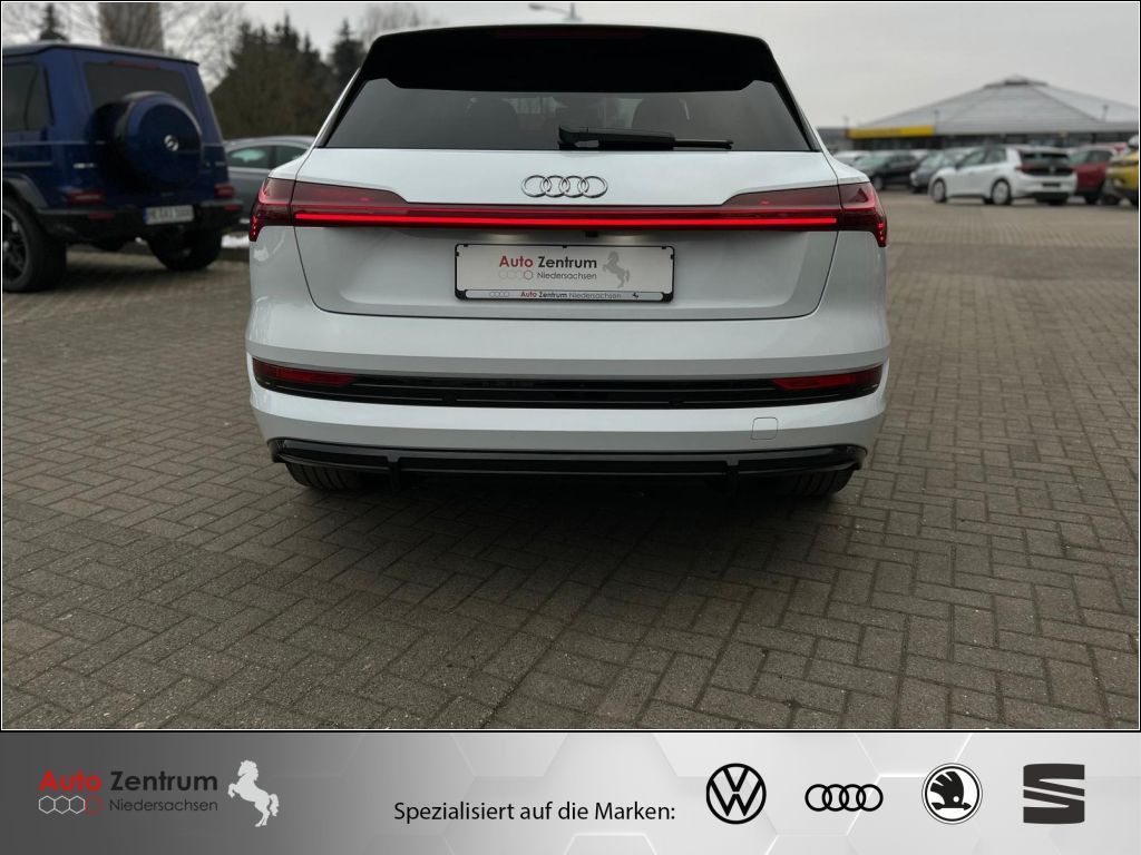 Audi e-tron 2022