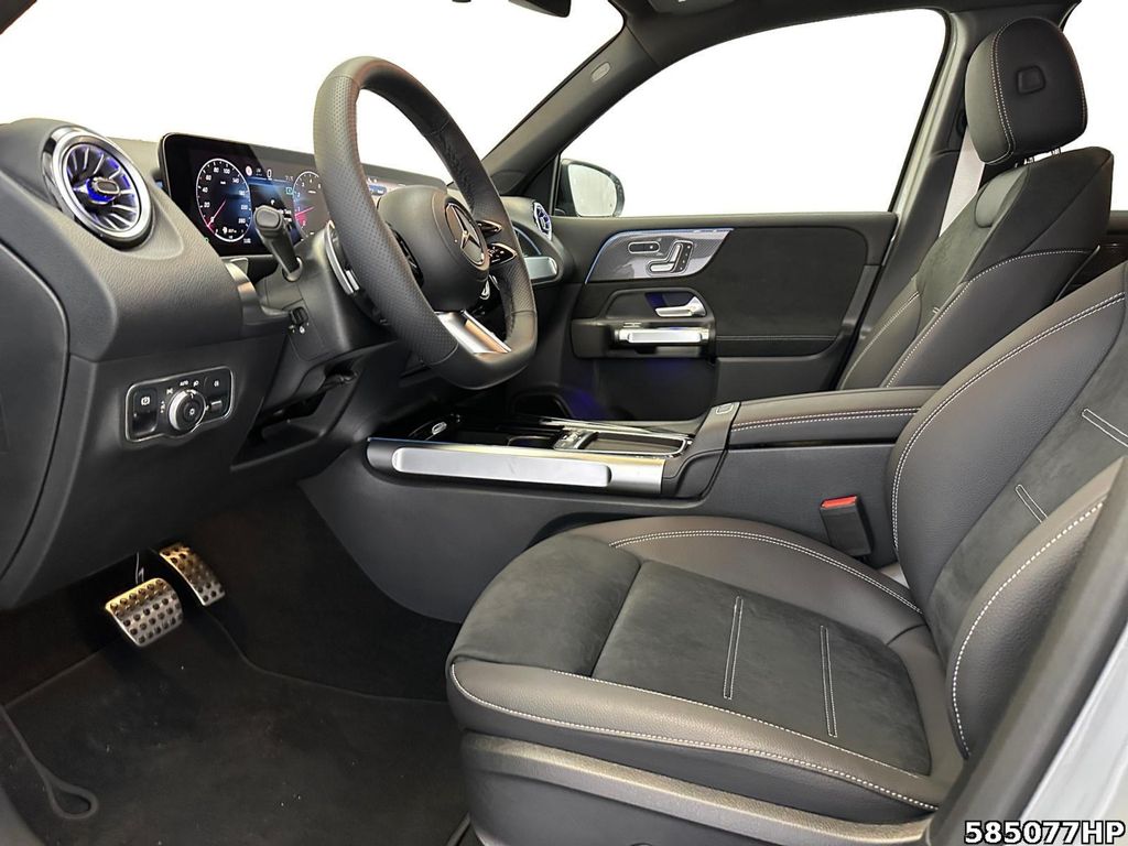 Mercedes-Benz GLB 200 2025